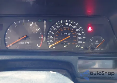 1991 Toyota Camry Le из США, поврежденный, VIN 4T1VV22E8MU050036